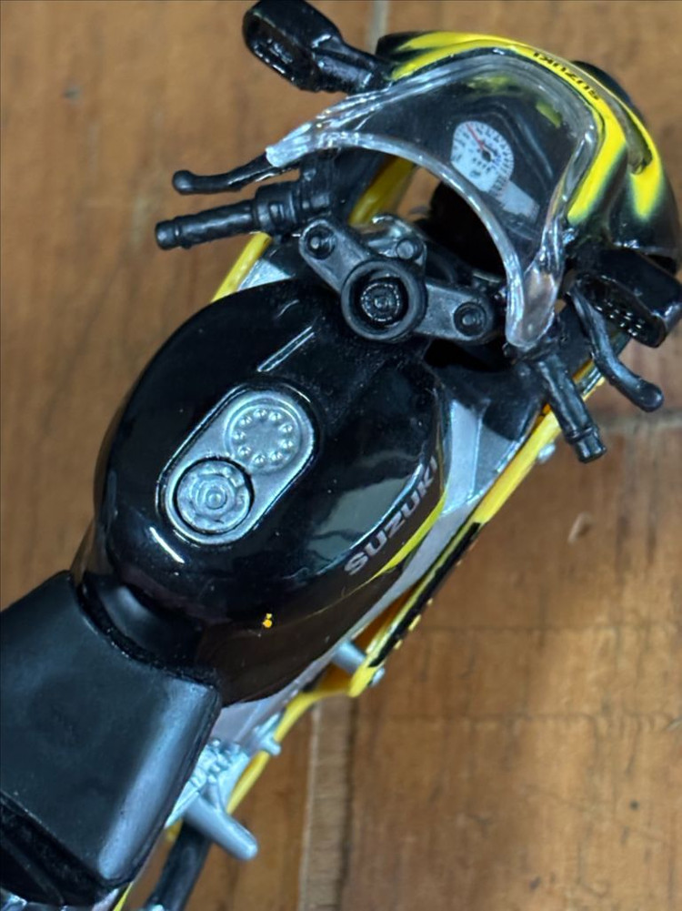 스즈키 오토바이 다이캐스트 인테리어 소품 디오라마 이미지