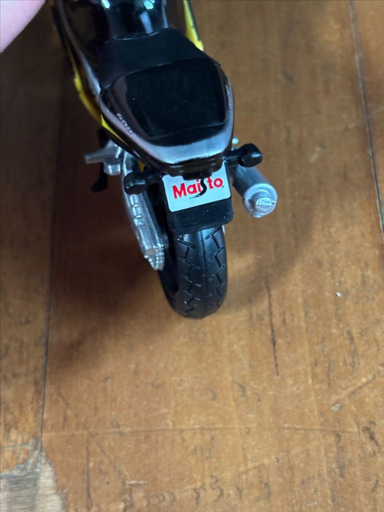 스즈키 오토바이 다이캐스트 인테리어 소품 디오라마 이미지