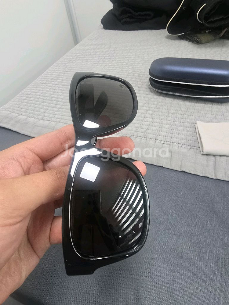 에이글 선글라스 판매합니다.--3