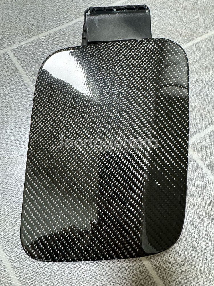 그랜저hg EMC 리얼카본 주유구 커버 판매 합니다--1