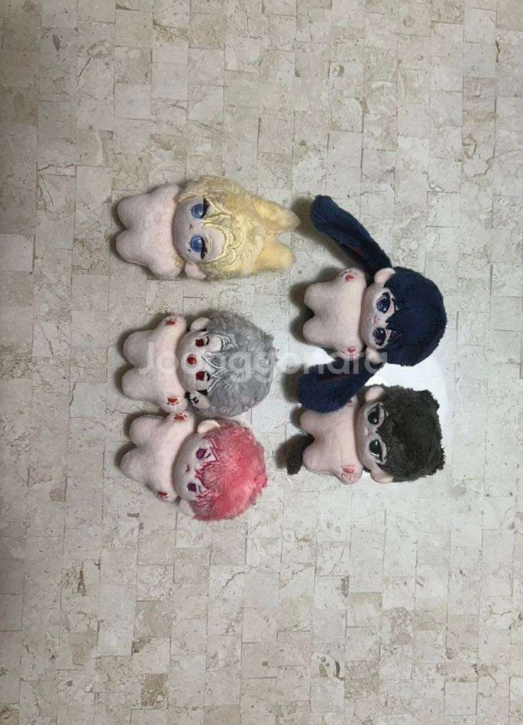 플레이브 5cm 인형 한입노아 깡총예준 폴짝하민 콩눈플--0