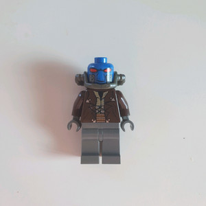 레고 8128 스타워즈 캐드 베인 피규어 팝니다