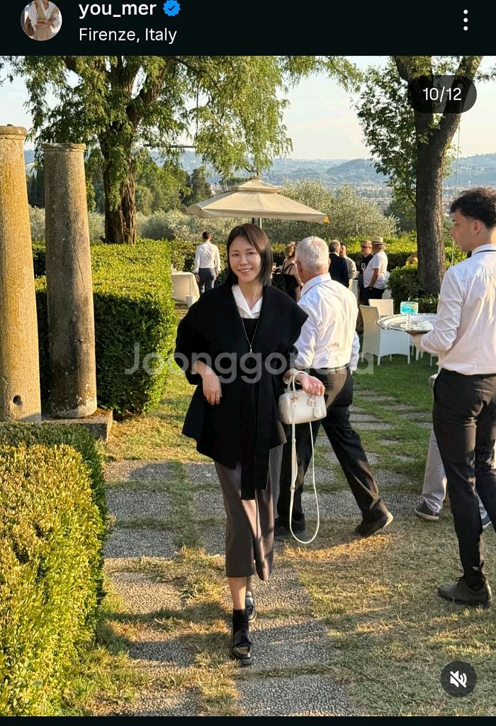 2025 유메르 코트 뉴 잔느 캐시미어 하이넥 블랙--1