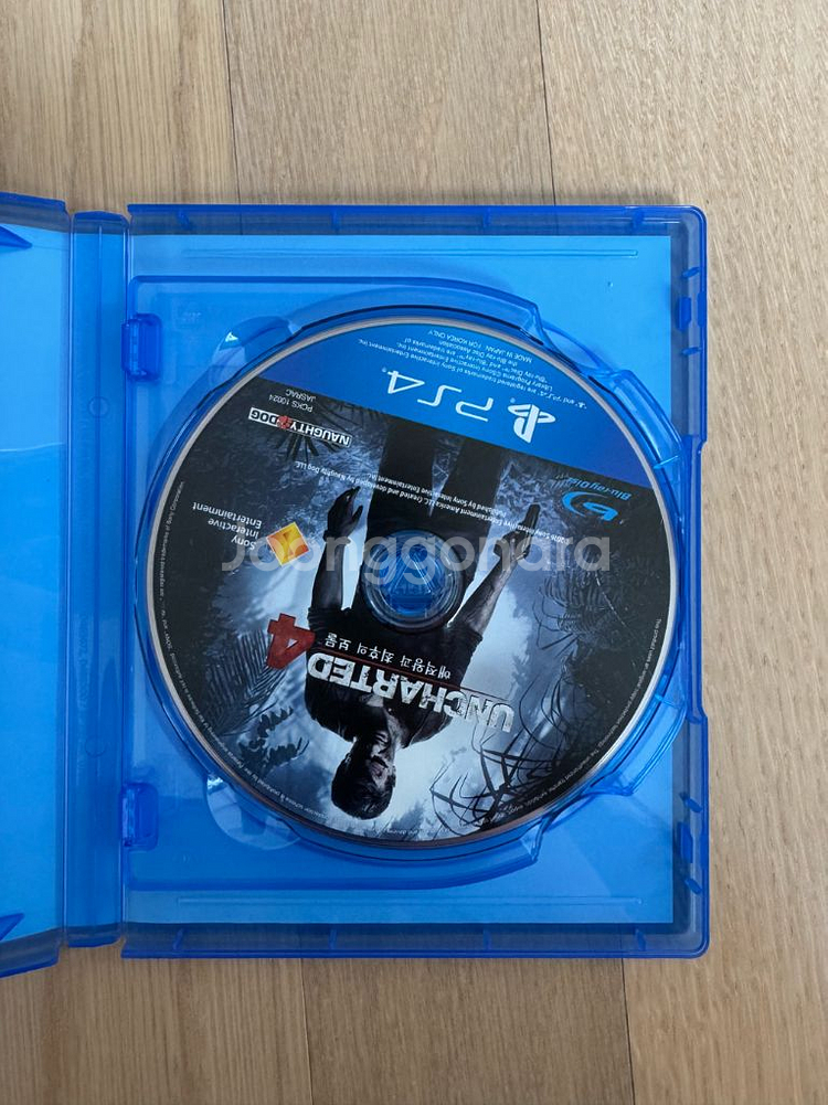 PS4 게임 3개 일괄(갓오브워, 언차티드, 합본팩)--4