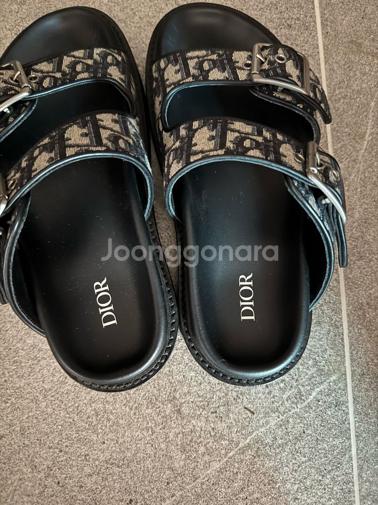 디올 아쿠아 더블 버클 샌들 240--1