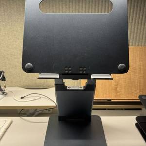 노트북/태블릿/핸드폰 거치대