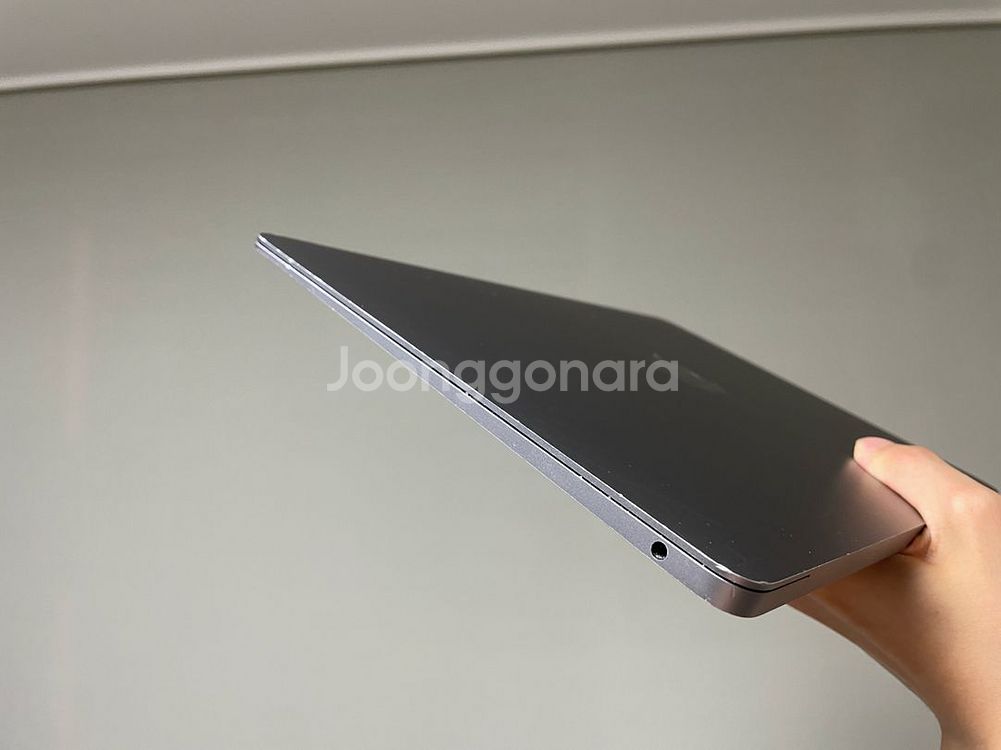 맥북에어 m1 13인치 256gb--2
