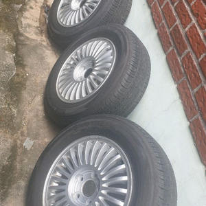 Sm525v 15인치 마차휠 및 타이어 4 세트