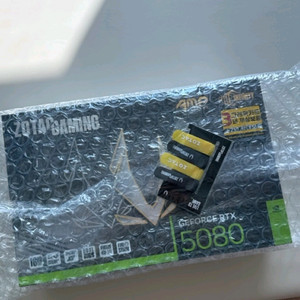 조텍Zotac RTX5080 AMP Extreme