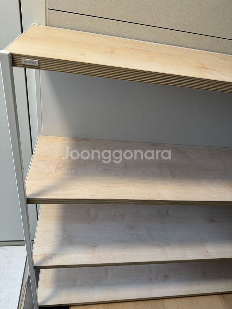 데스커 1200mm 선반장 책장 거의새제품이에요 서울--4