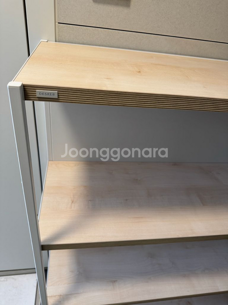 데스커 1200mm 선반장 책장 거의새제품이에요 서울--7