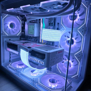 라이젠7 9800X3D RTX5080 화이트 신품Pc