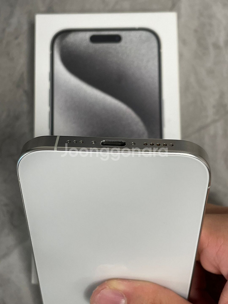 아이폰 15프로 실버--5