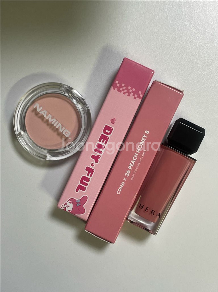 화장품 일괄 판매(배쉬풀,란제리,치어리핑크,피치허니비)--0