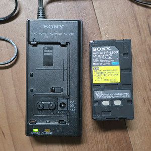 소니 정품 옛날 캠코더 충전 어댑터 AC-V30