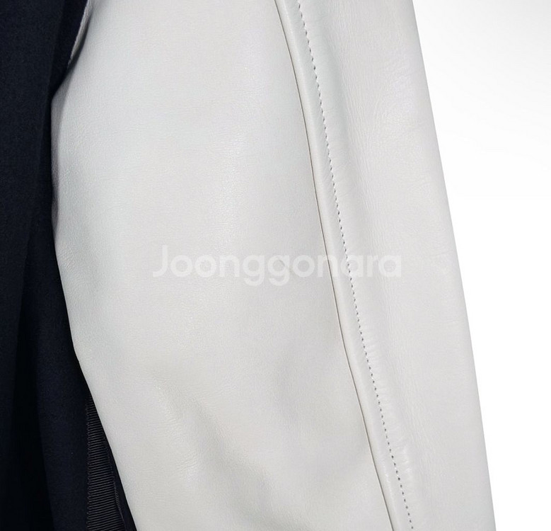 [3] 사카이 여성 울 테디 봄버 바시티 자켓 네이비--4