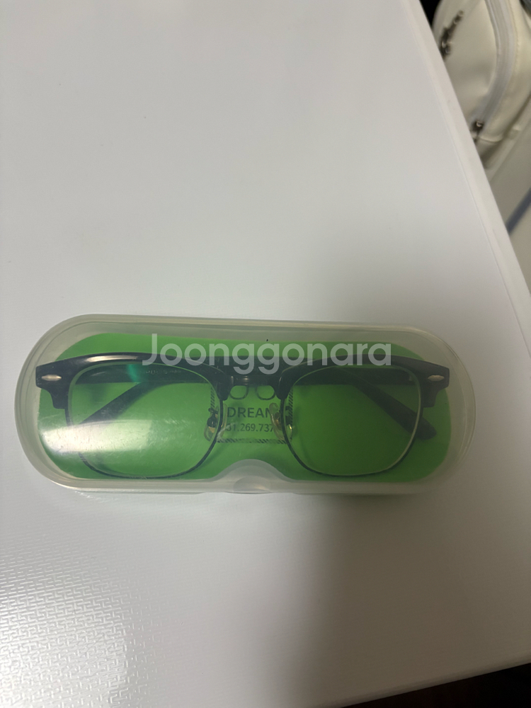 시력 0.4~0.6안경--0