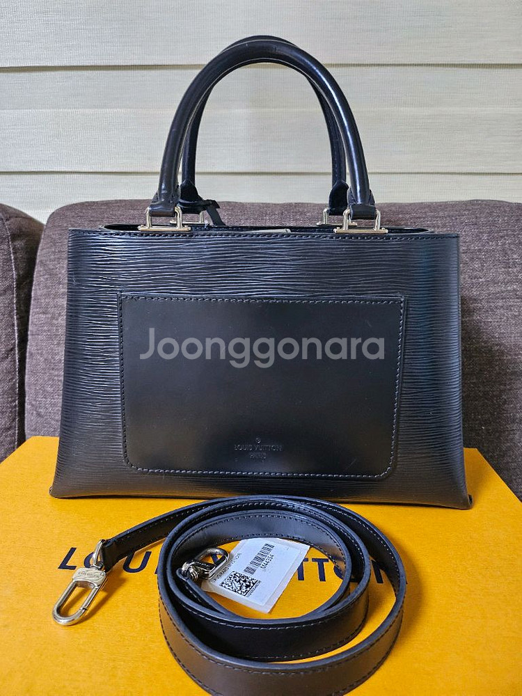 루이비통 에피 클레버PM 토트겸 숄더백--4