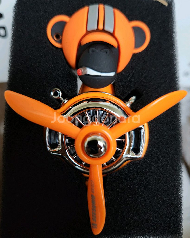 오렌지헬맷시가피는고릴라조종사 프로펠러 흔들머리 방향제--2