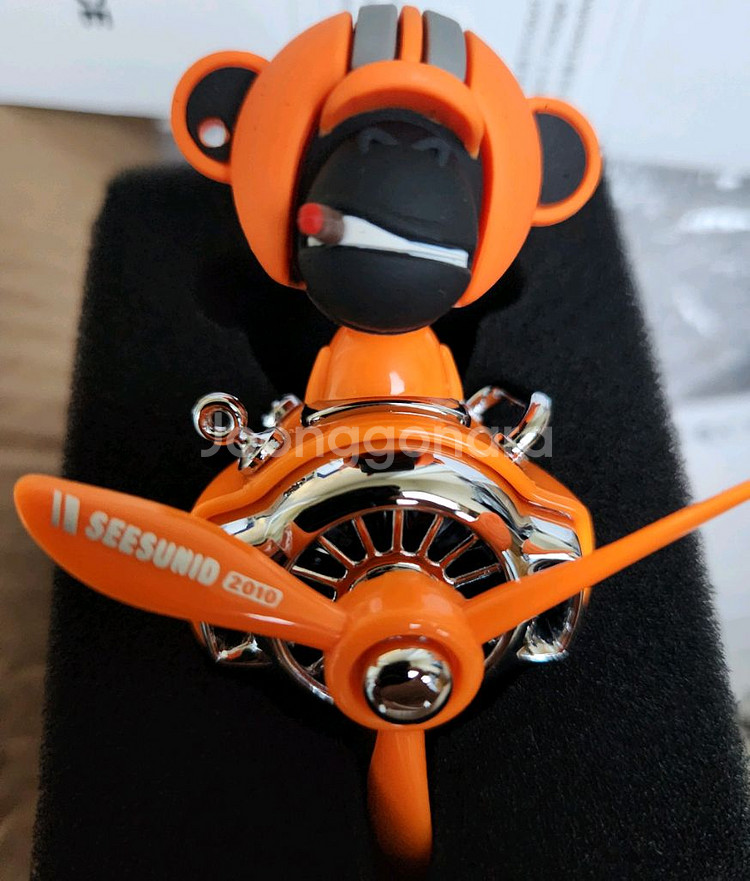 오렌지헬맷시가피는고릴라조종사 프로펠러 흔들머리 방향제--1