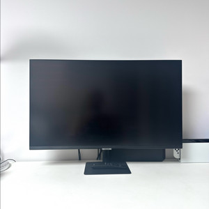 삼성 4k UHF 32인치 TV 모니터