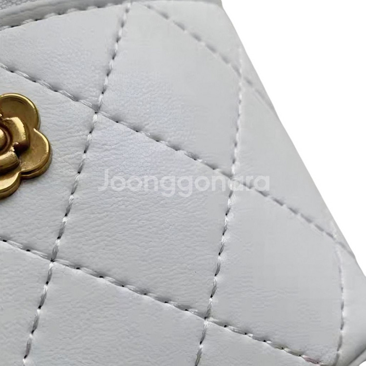 <무배>화이트 퀼팅 체인사각 토드백 미니크로스백 대/소--9