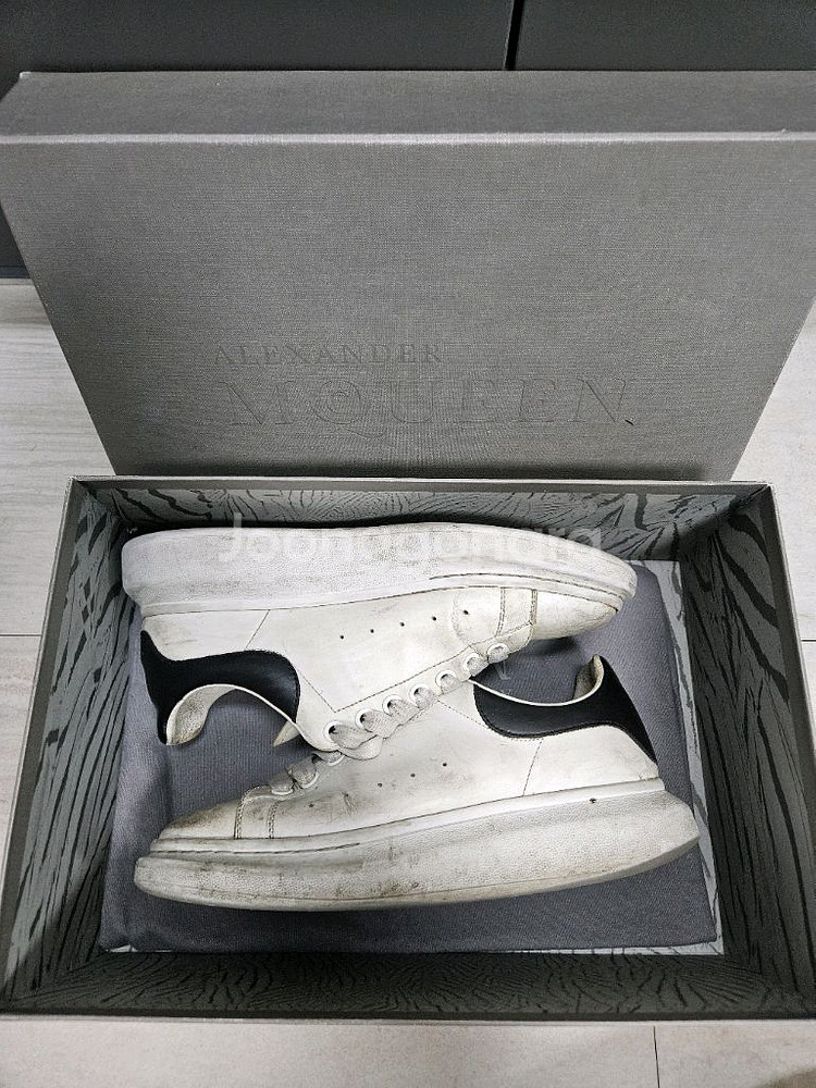 알렉산더 맥퀸 오버솔--0