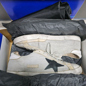 골든구스 블랙스타