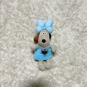 (새상품)그로밋 뜨개원피스 인형키링