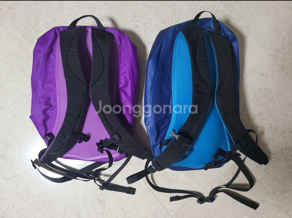 아크테릭스 등산 가방팝니다(사이즈 16~18L)--1