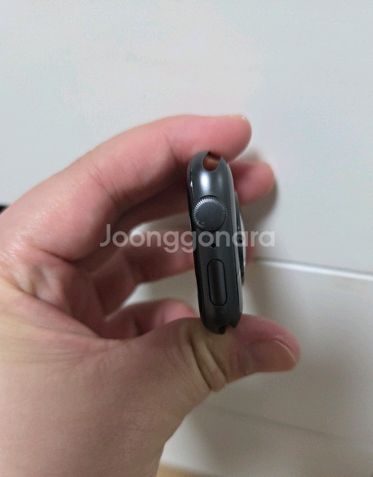 애플워치se 44mm 스페이스그레이 나이키에디션--4