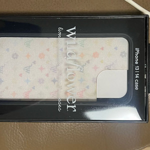 Wildflower 아이폰 13/14 케이스