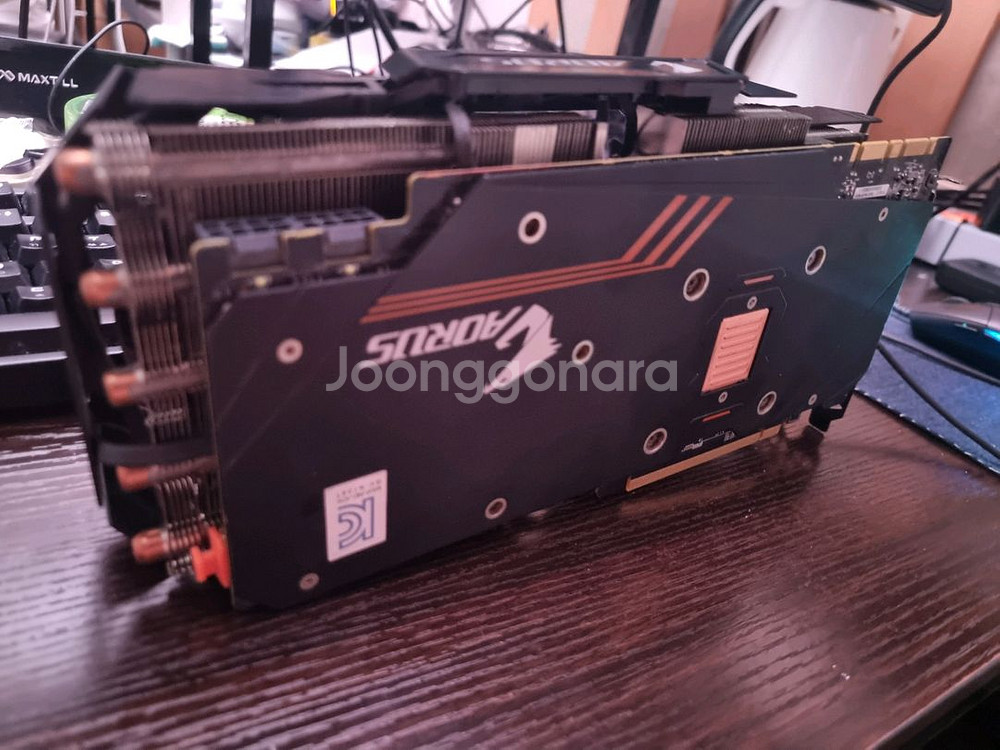 GTX1080Ti AORUS--0