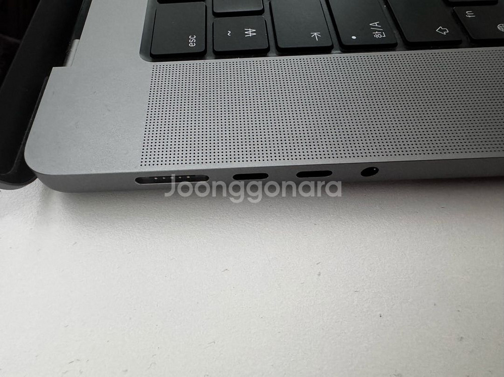맥북 프로 M1 Pro 16인치 16GB 1TB 풀박스--11