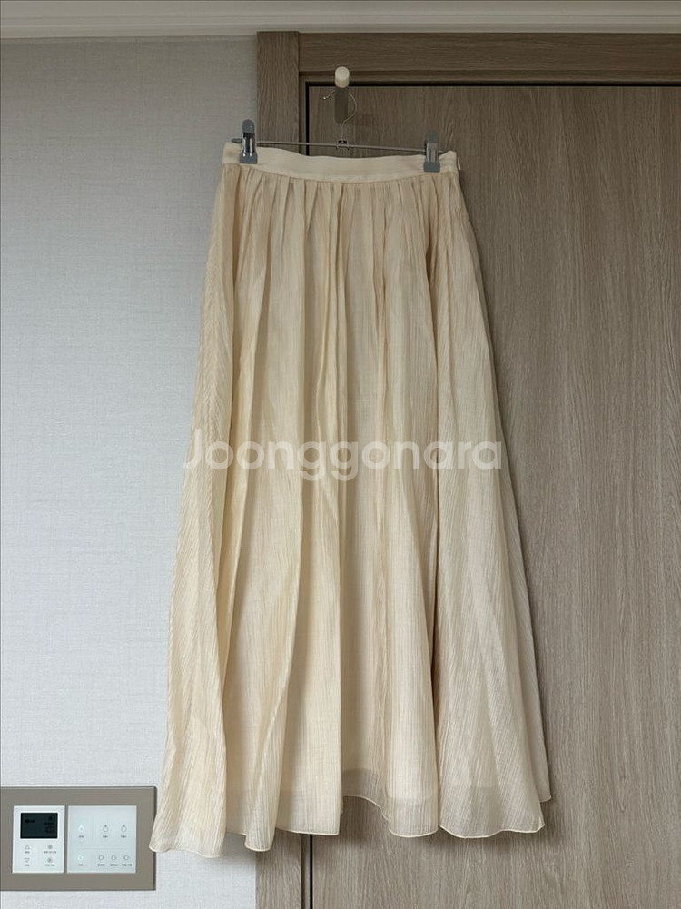 아상블라주 롱스커트(베이지)--12