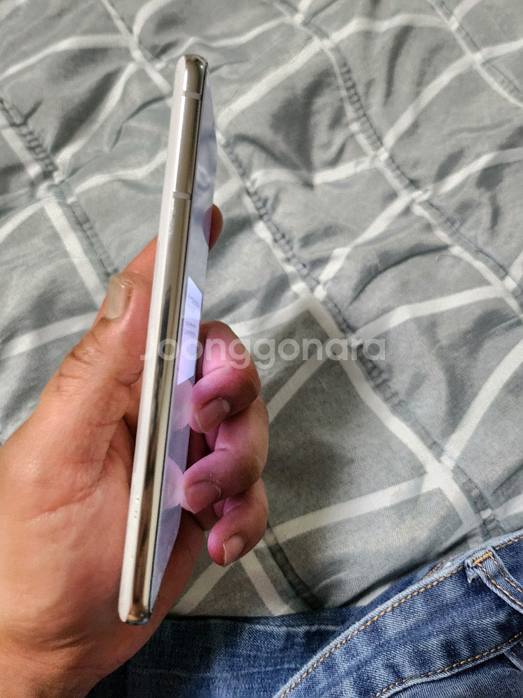 갤럭시S21 256GB 화이트 B 급 판매 해요--4