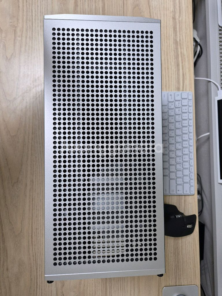 NCASE M2 ( SFF 조립PC )--9