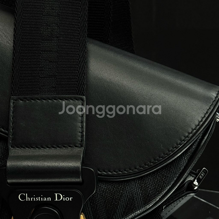 [새상품급]디올 CD 다이아몬드 새들백 블랙 크로스백--5