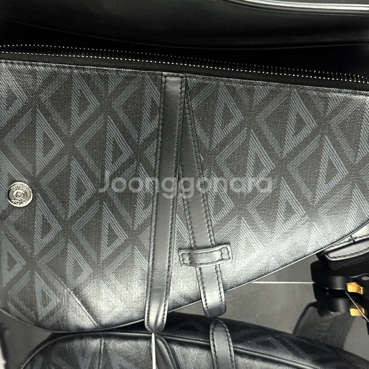 [새상품급]디올 CD 다이아몬드 새들백 블랙 크로스백--8