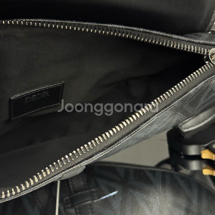 [새상품급]디올 CD 다이아몬드 새들백 블랙 크로스백--9