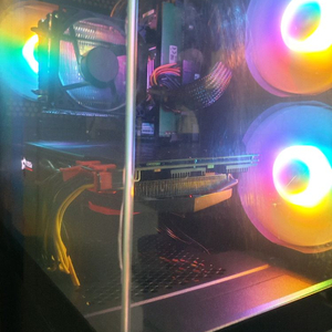 게임용 컴퓨터PC 본체 9400F 16G 1070