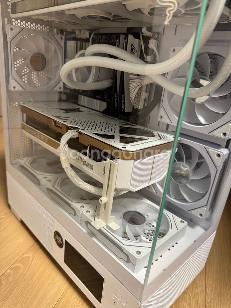 9800X3D, RTX 5080 컴퓨터 팝니다--0