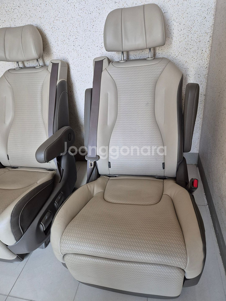 4세대카니발 2열 7인승 릴렉션시트--0