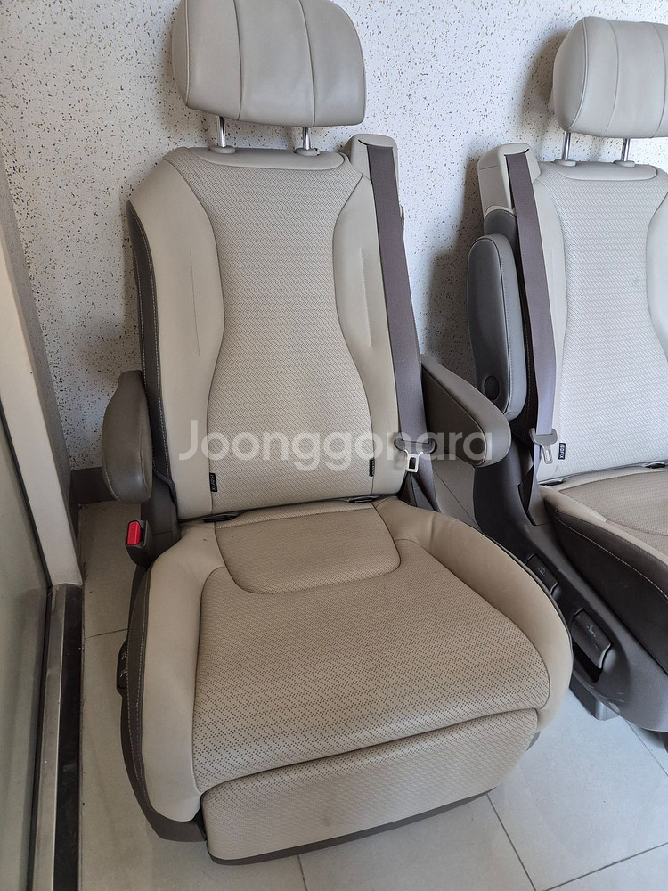4세대카니발 2열 7인승 릴렉션시트--1