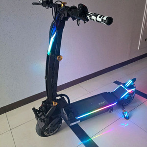 위패드 폴드3