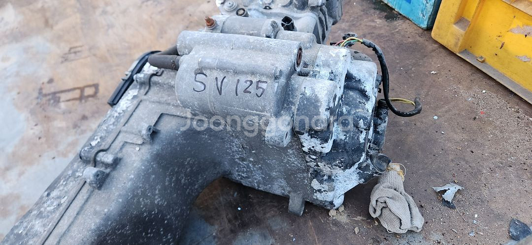 대림Q2 오토바이 바이크 스쿠터 SV125 엔진 밋션--1