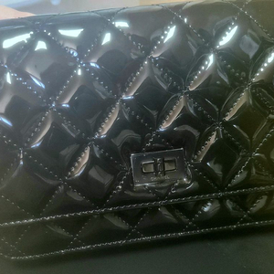 샤넬 2.55 블랙 페이던트 woc(시즌상품)