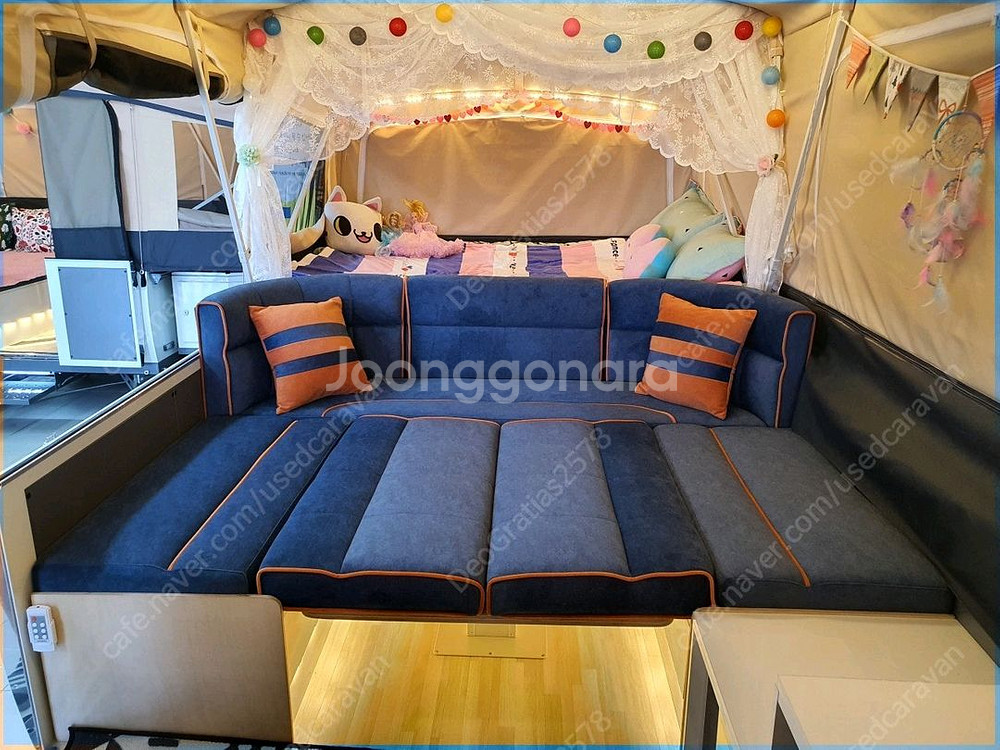 캠프마스터p4 투폴딩 트레일러 판매합니다.--2