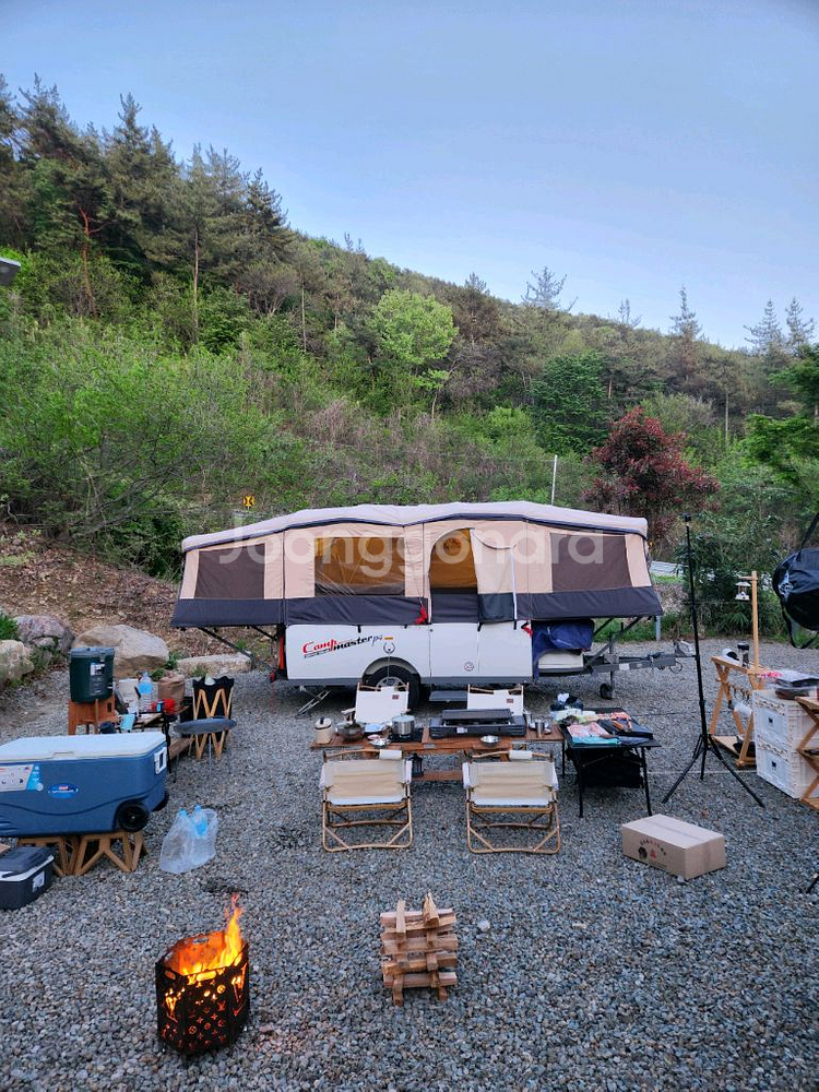 캠프마스터p4 투폴딩 트레일러 판매합니다.--9