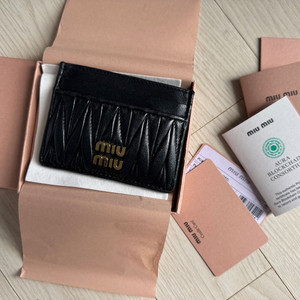 미우미우 카드지갑 (정품)
